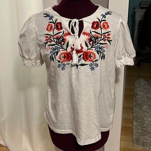 Women’s S Floral Embroidered Top - Keep in Touch